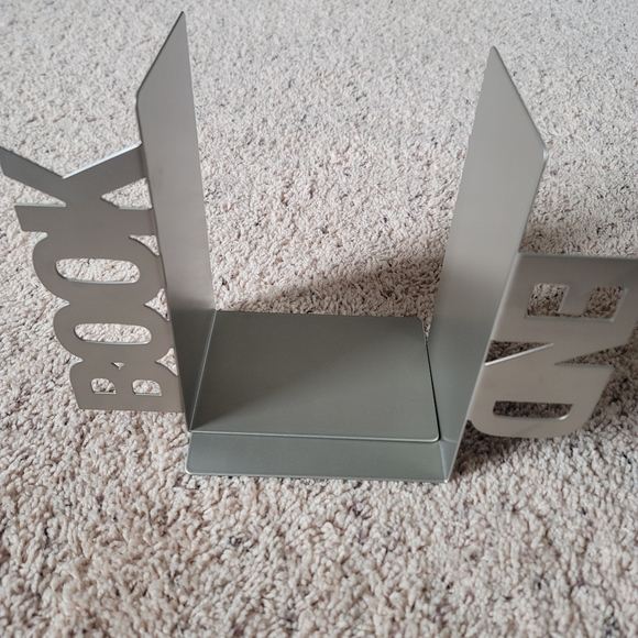 Metal Bookends - Picture 1 of 14